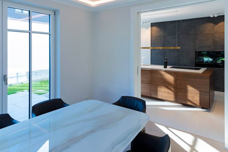Architekturfotografie Einfamilienhaus Esszimmer und Küche