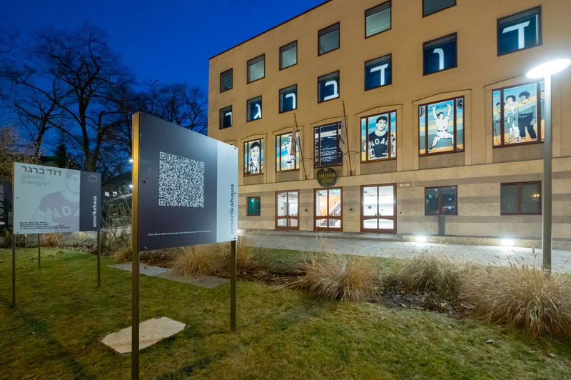 Architekturfotografie Kunstinstallation - Zwölf Monate – Zwölf Namen