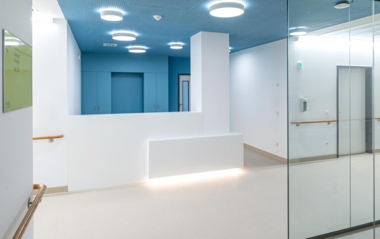 Architekturfotografie für Sweco – RoMed Klinik Wasserburg