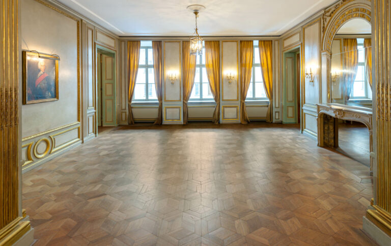 Indoor-Drohnenvideo im Palais Montgelas München
