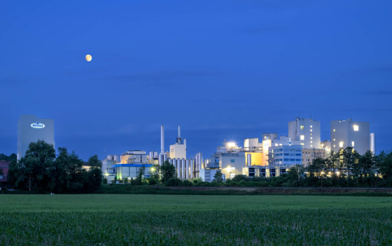 Industriefotografie für Meggle – Firmenzentrale und Produktionsstätte in Wasserburg