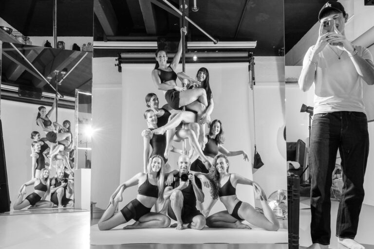 People Fotografie – Navina-Sphere Pole Dance